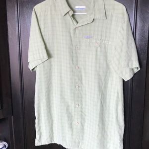 Green Columbia short sleeve button up